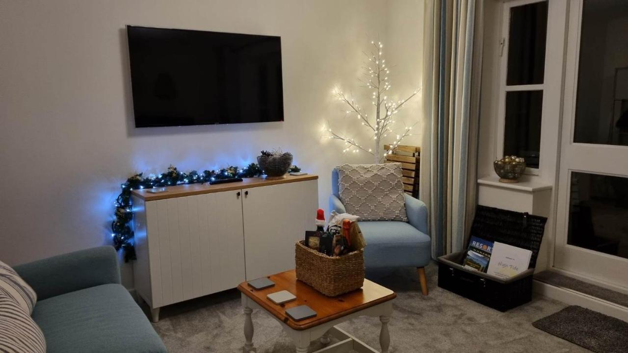 Hightide - 2 Bed With Parking, Balcony & Sea View. Lägenhet Swanage Exteriör bild