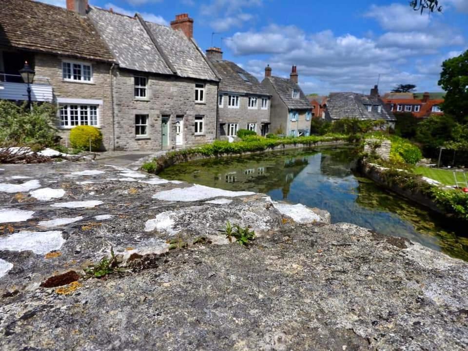 Hightide - 2 Bed With Parking, Balcony & Sea View. Lägenhet Swanage Rum bild